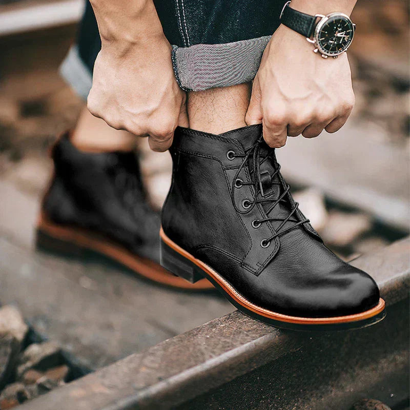 Hunter™ Men's Leather Boots