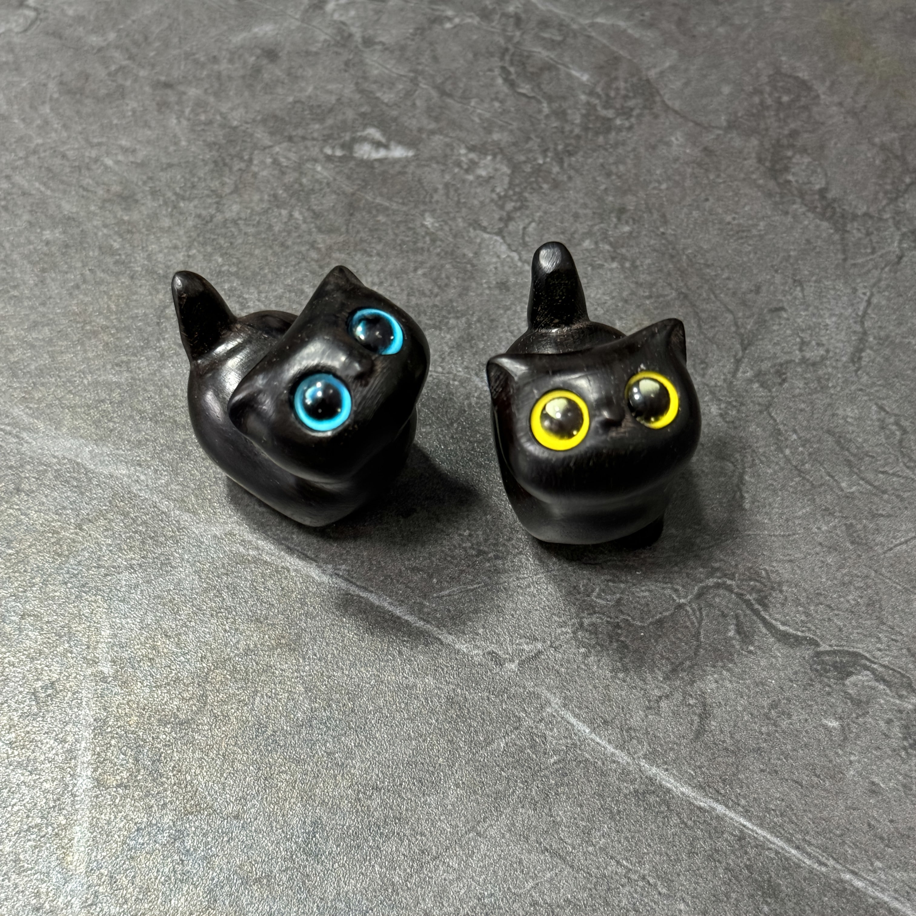 Ahşap El Yapımı Kedi Figürü – Dekoratif & Hediye