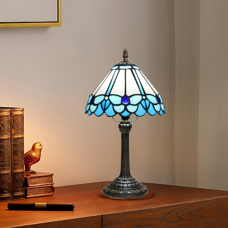 8 inç vitray masa lambası, sıcak ışık, retro Avrupa tarzı; oturma odası, yatak odası ve bar dekoru için ideal.