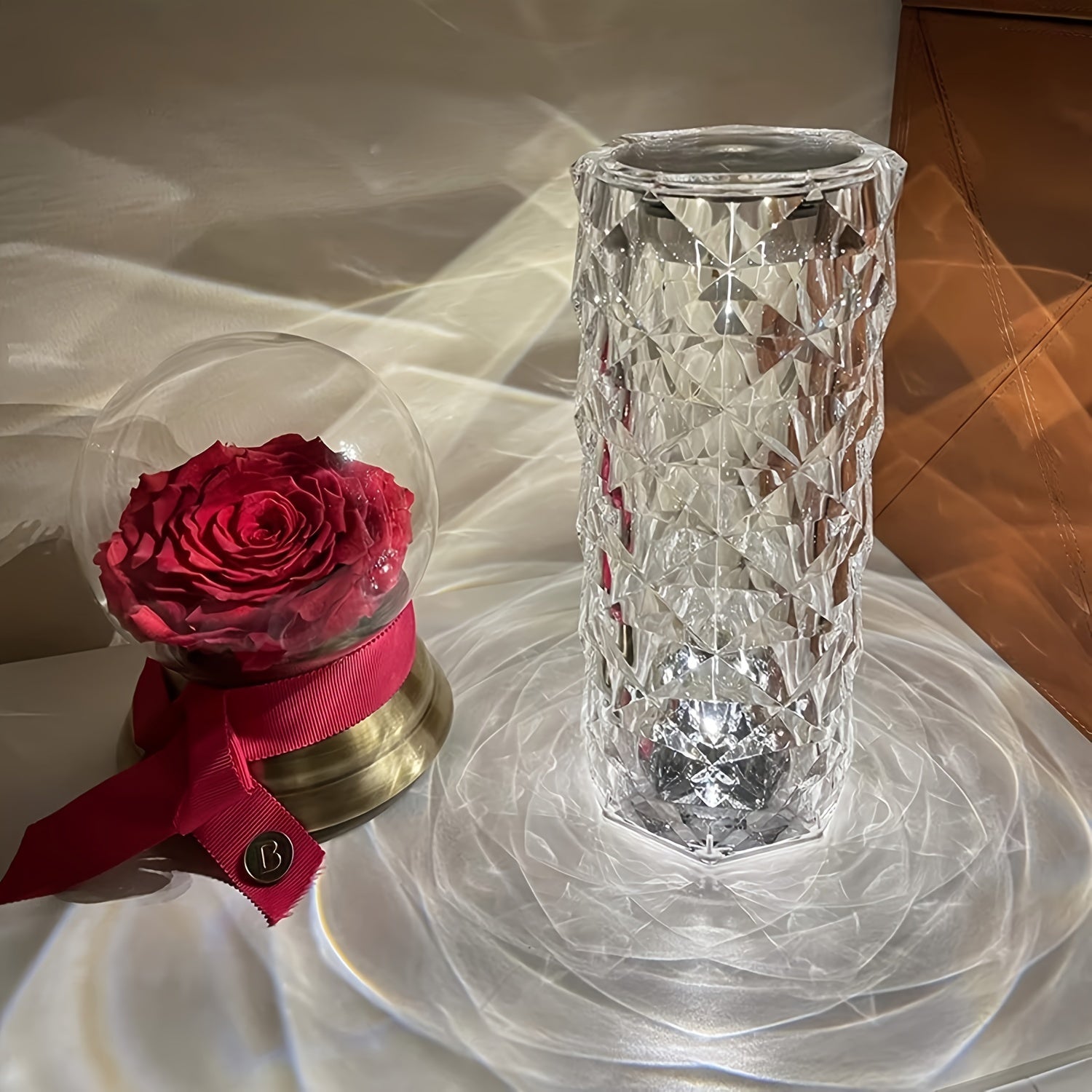1 Adet Kristal Elmas Masa Lambası, 3 Renkli LED, USB Şarjlı, ev ve parti dekoru için ideal.