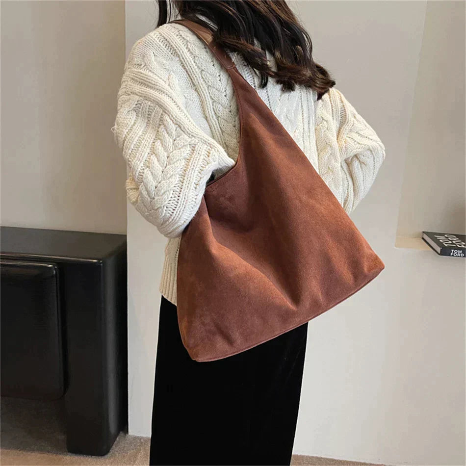 Aylin - Günlük Kullanım İçin Bucket Çanta
