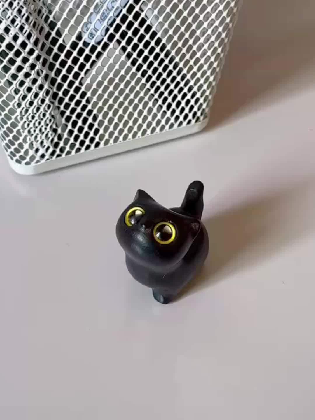 Ahşap El Yapımı Kedi Figürü – Dekoratif &amp; Hediye