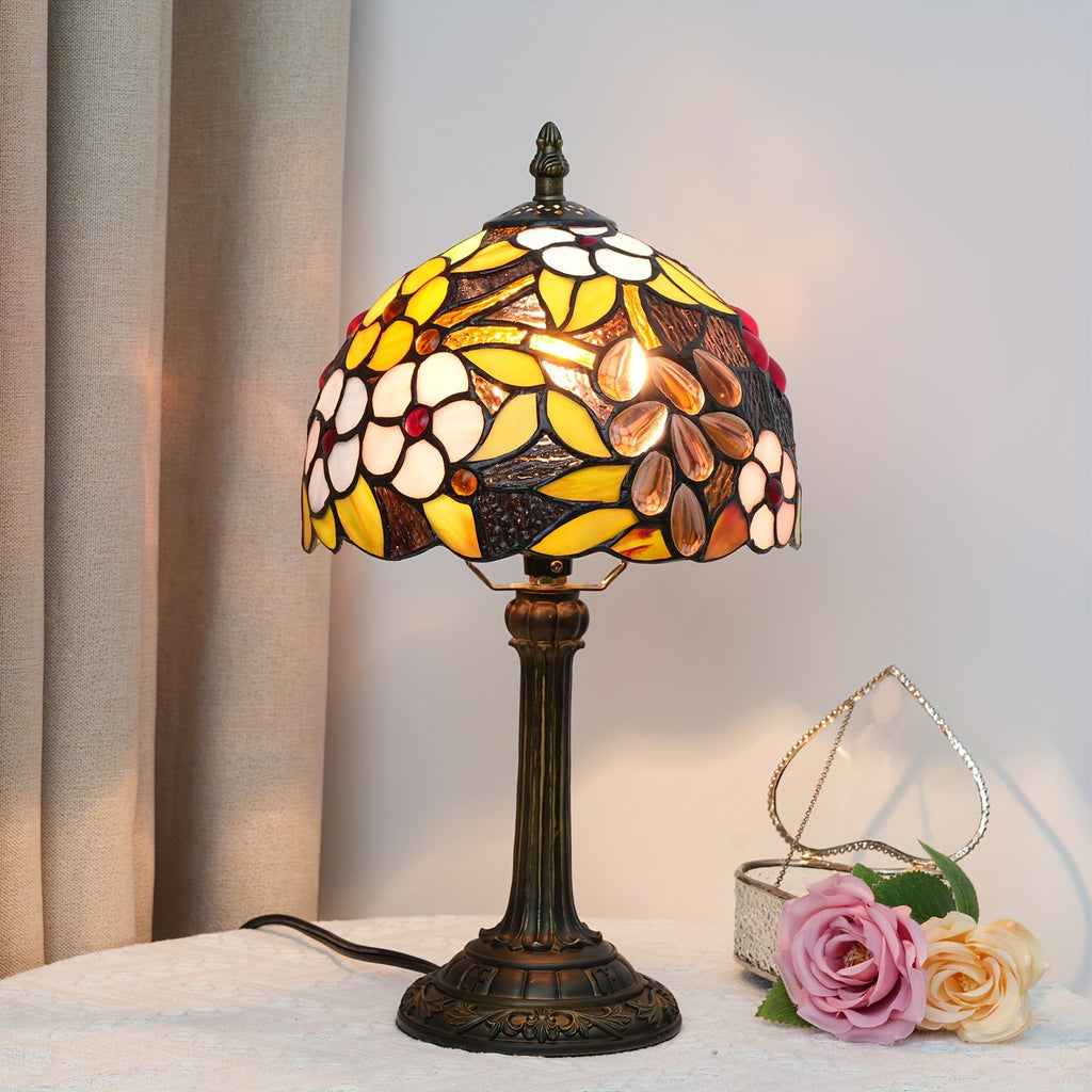 8 inç vitray masa lambası, sıcak ışık, retro Avrupa tarzı; oturma odası, yatak odası ve bar dekoru için ideal.